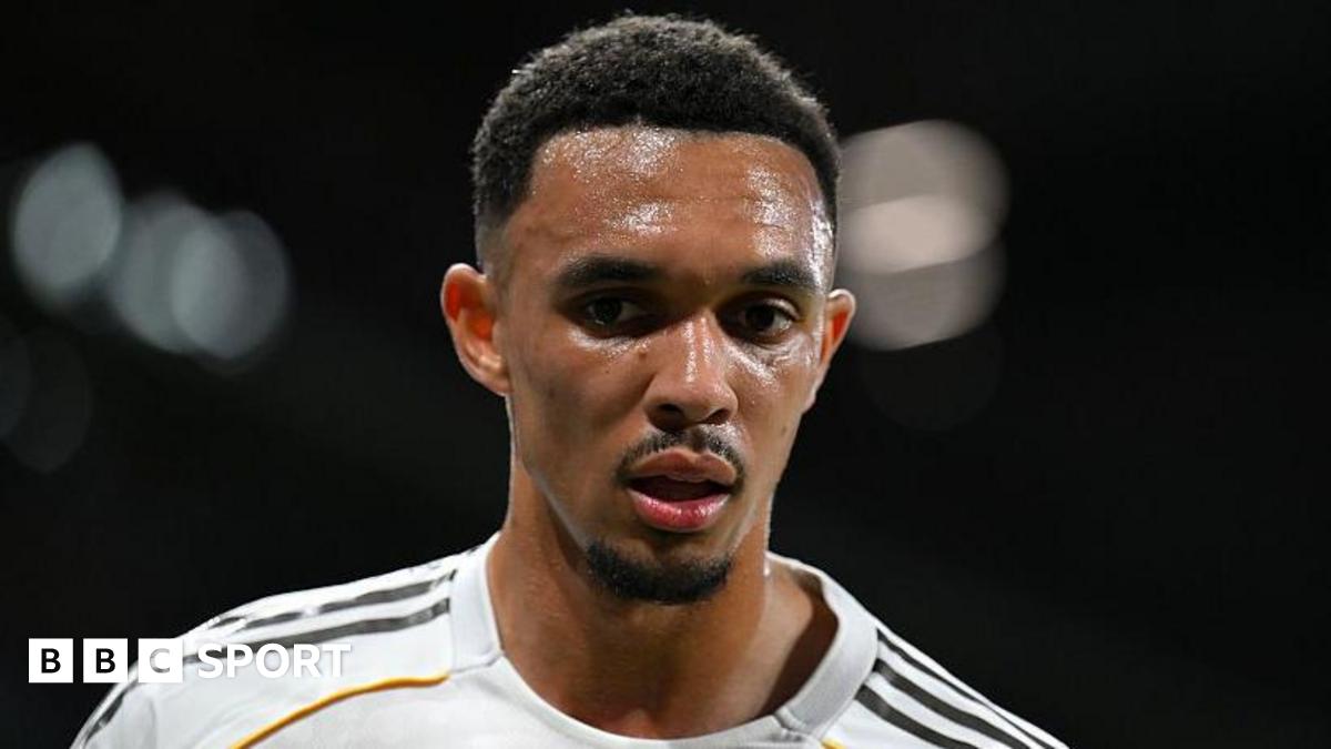 Alexander-Arnold Tak Membantu Meredakan Kekhawatiran Tuchel